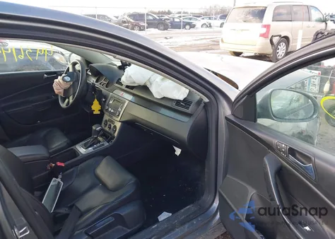 2006 Volkswagen Passat Value Edition z USA, uszkodzony, nr VIN WVWAK73C46P088855